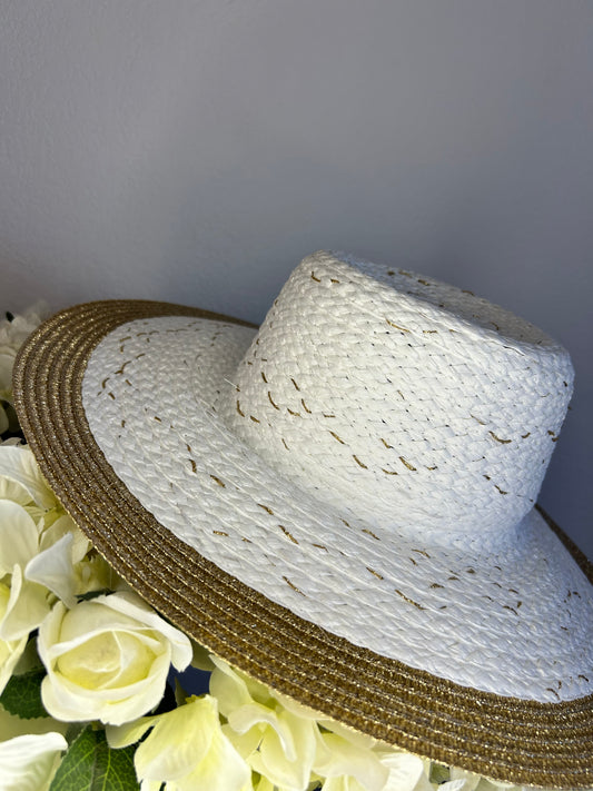 Chapeau en paille